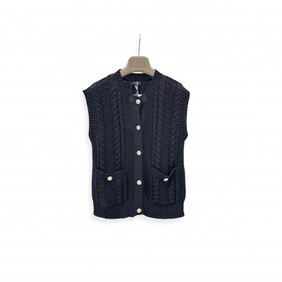 CHANEL CHUNKY KNIT SWEATER VEST 